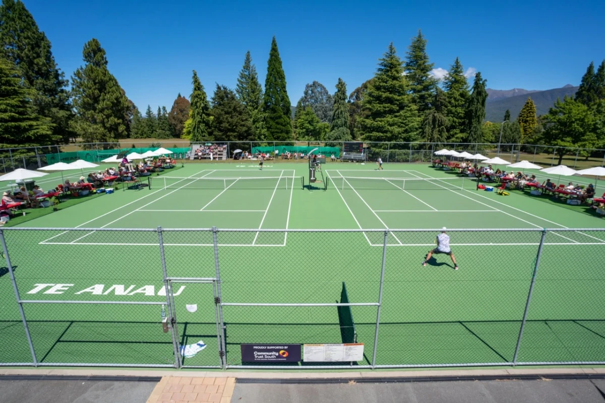 distinction-hotels-te-anau-tennis-invitational-2020-southland-new-zealand-credit-great-south-9