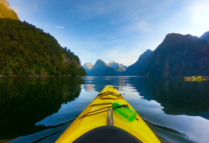 kayaking-on-milford-sound-fiordland-megan-seator-no-credit-2