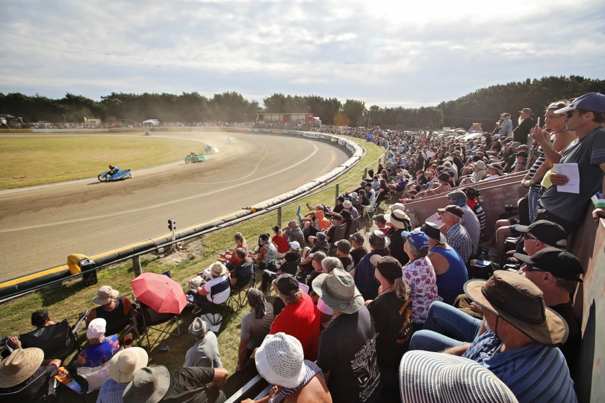 449962 burt munro challenge 2019 speedway southland new zealand credit great south 21 1 v2